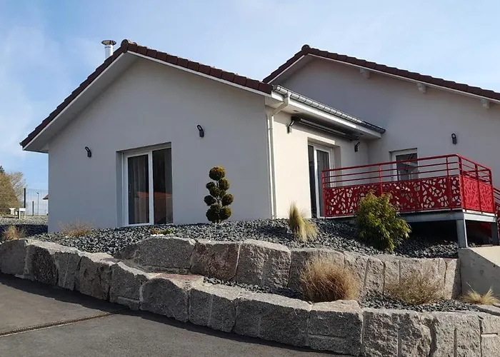 De La Creuse Semesterbostad